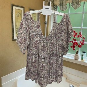 Torrid Size 2 cold shoulder ladies top